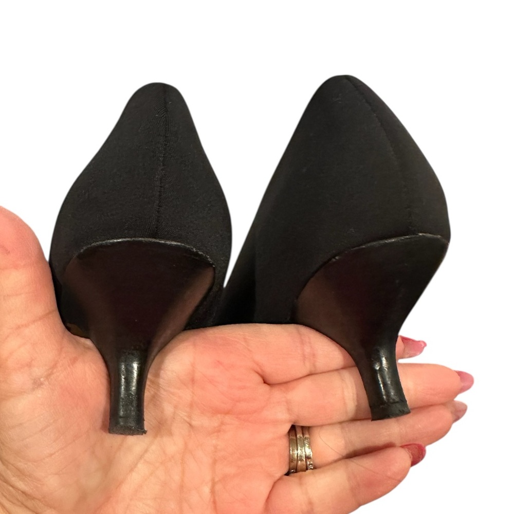 Donald J. Pliner Classic Black Fabric Leather Sole Kitten Heels Shoes Size 8 - Picture 7 of 13